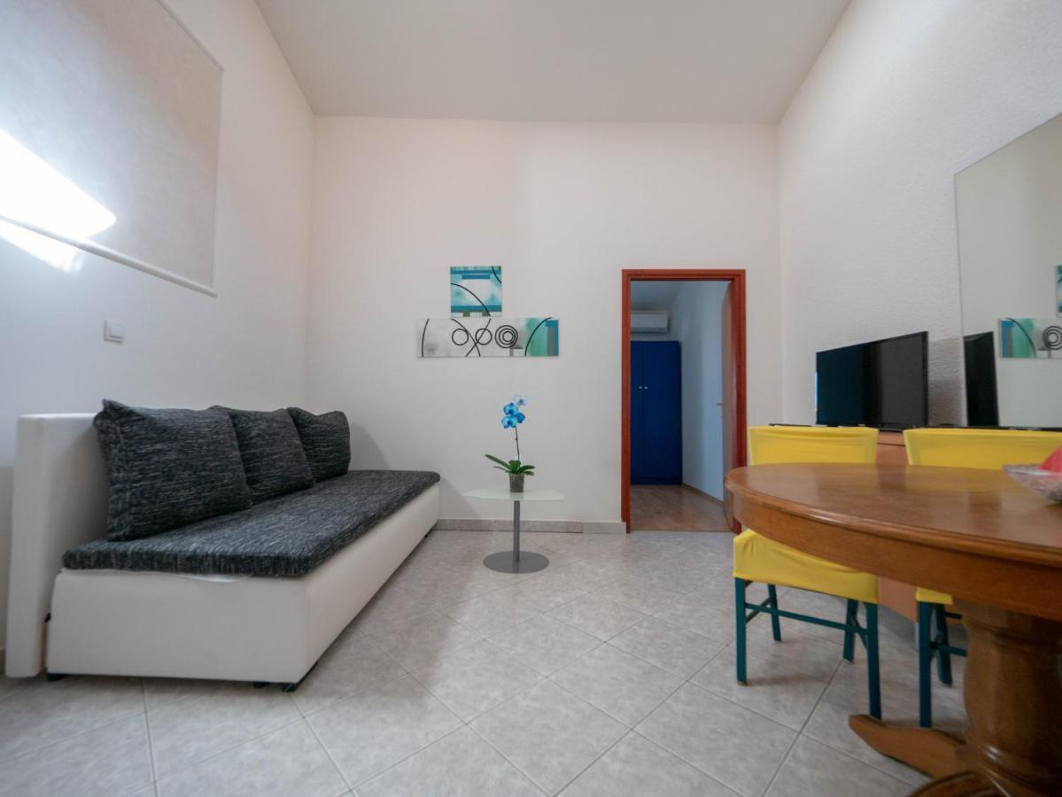 Cozy Apartment With Breakfast On Request 1 Pula Exteriér fotografie